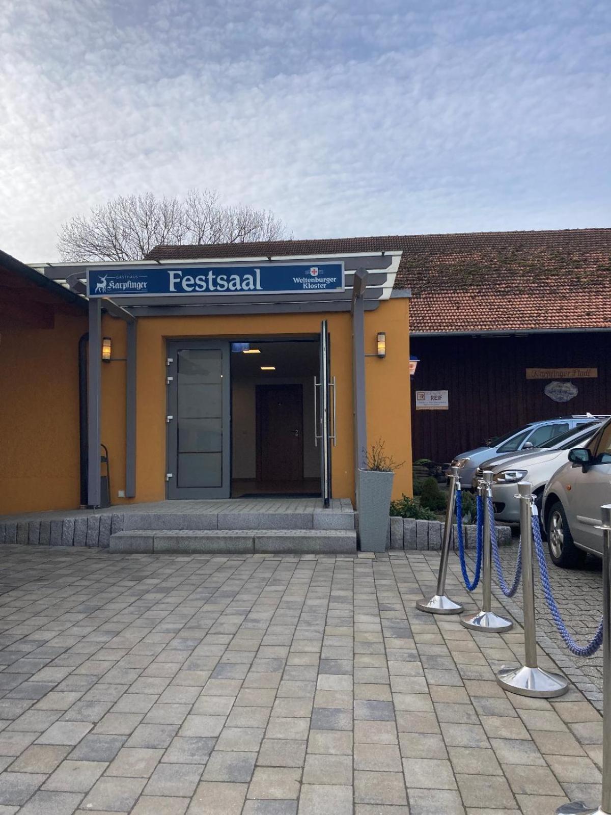 Gasthaus Karpfinger Aiterhofen Exterior foto